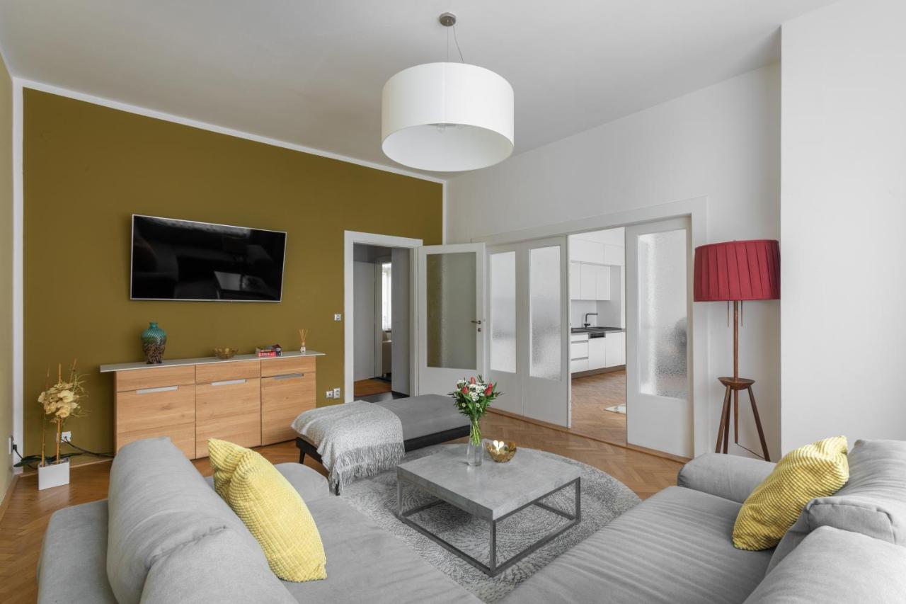 Deluxe Apartment In Old Town By Prague Days Kültér fotó
